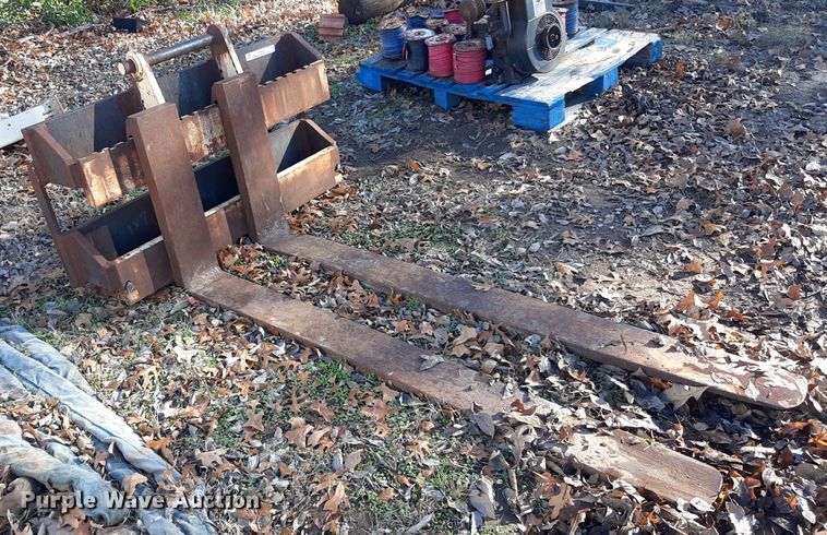 image for item LX9920 66" L skid steer forks