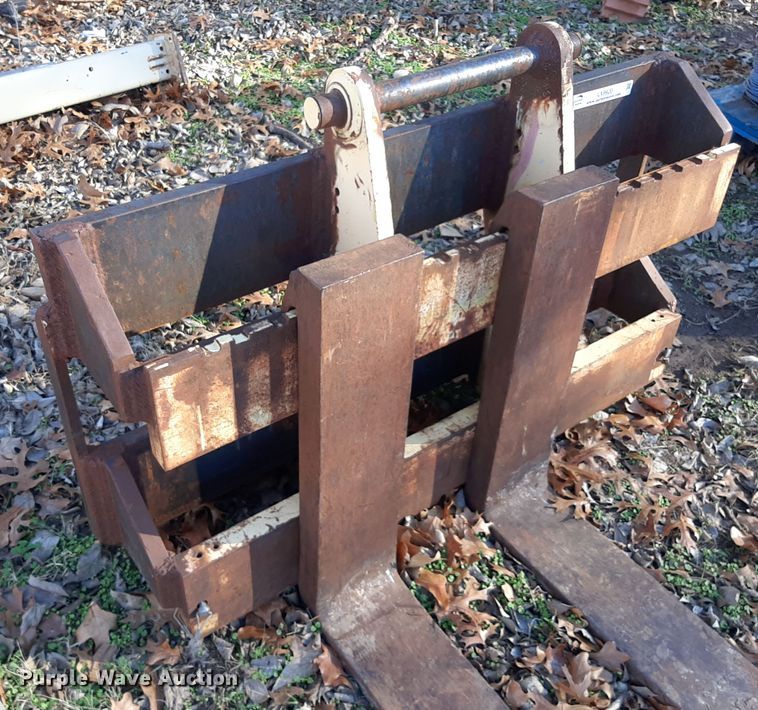image for item LX9920 66" L skid steer forks