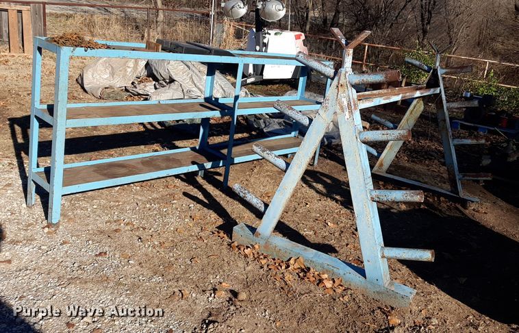 image for item LX9922 Metal racks