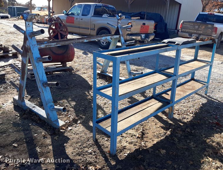image for item LX9922 Metal racks