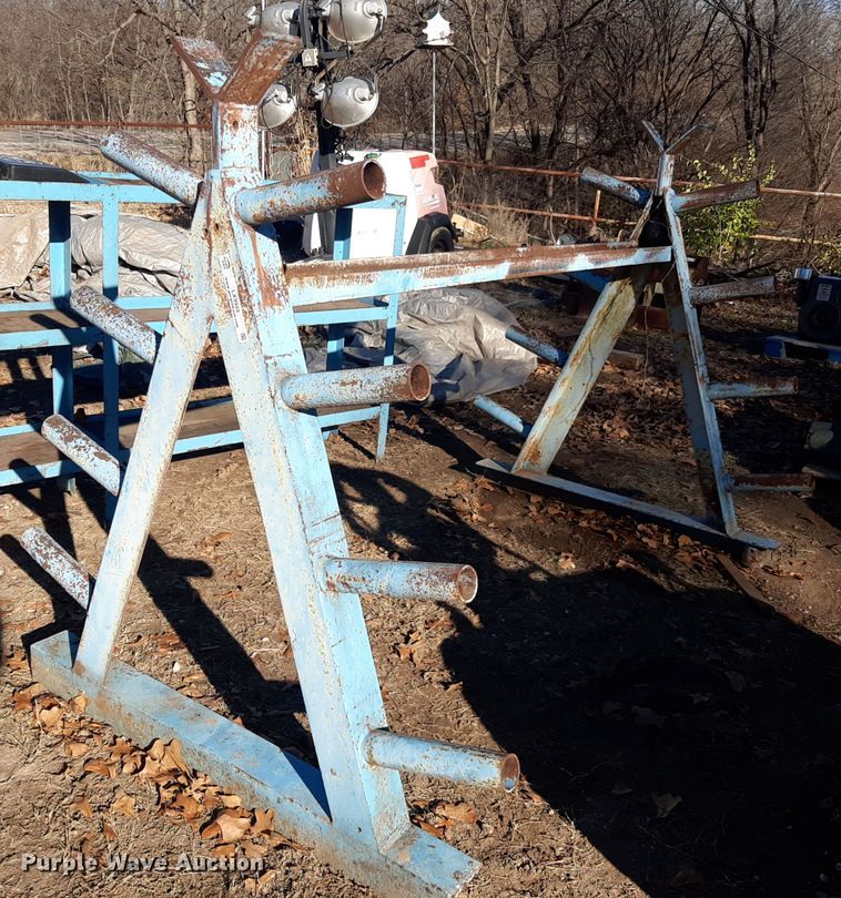 image for item LX9922 Metal racks