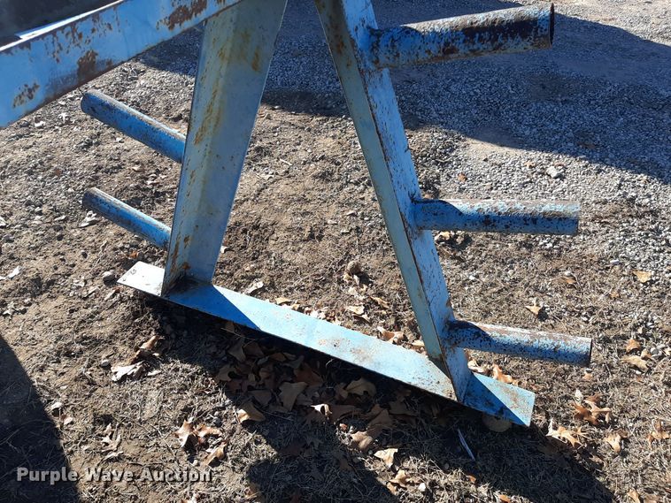 image for item LX9922 Metal racks