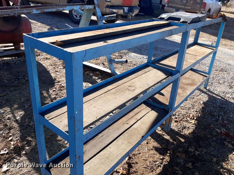 image for item LX9922 Metal racks