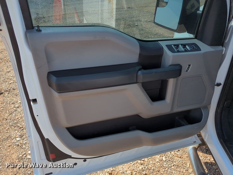 image for item LY9386 2018 Ford F150  SuperCab pickup truck