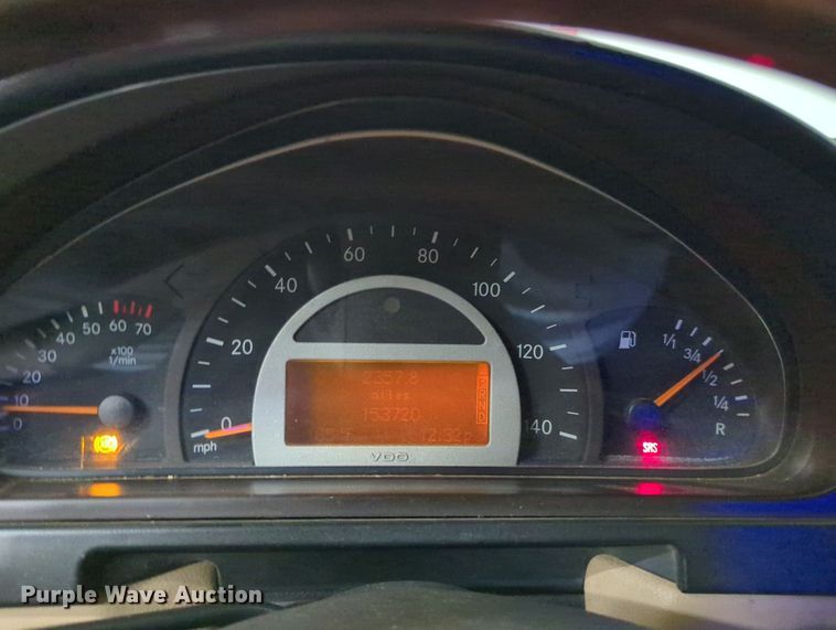 image for item LY9484 2003 Mercedes Benz G63  limousine