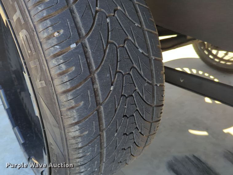 image for item LY9484 2003 Mercedes Benz G63  limousine