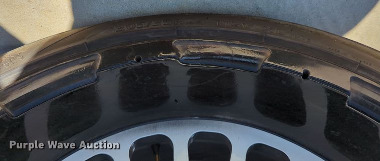 image for item LY9484 2003 Mercedes Benz G63  limousine