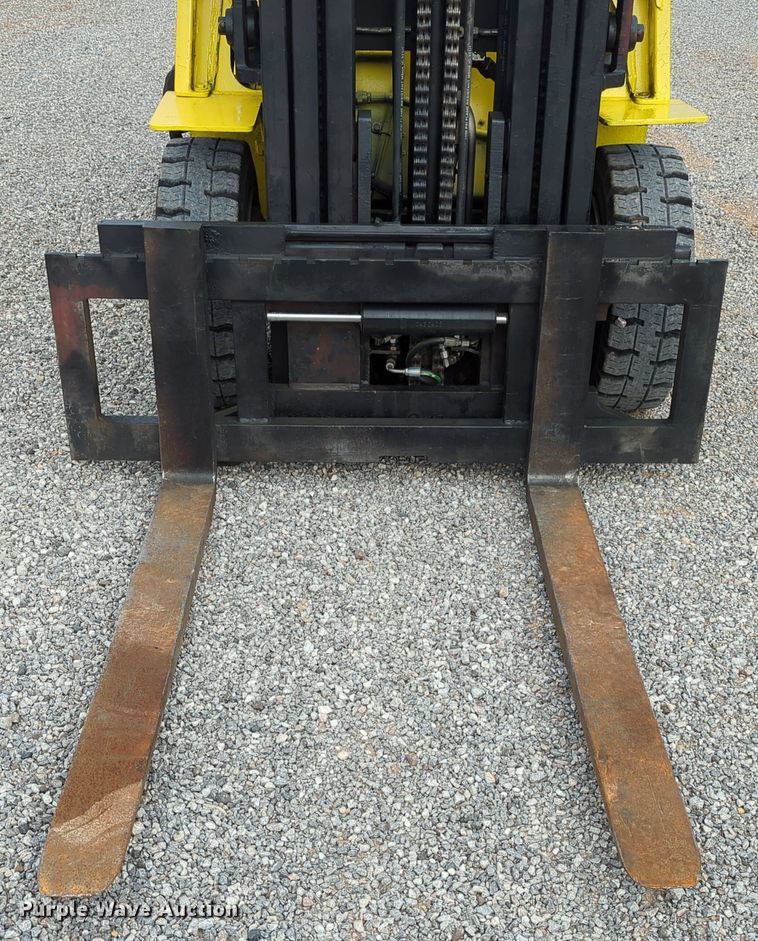 image for item LY9493 Hyster H80XL  forklift