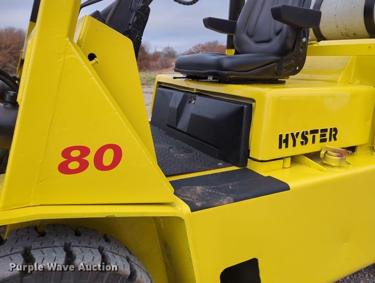 image for item LY9493 Hyster H80XL  forklift
