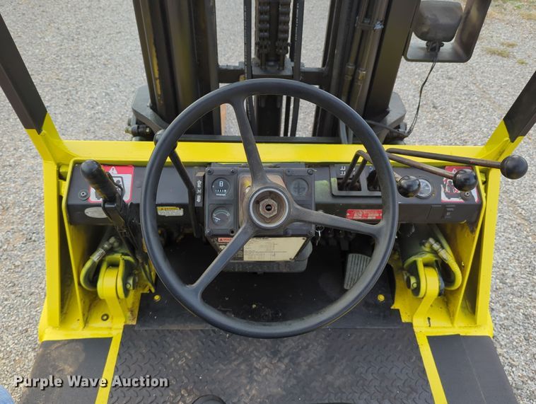 image for item LY9493 Hyster H80XL  forklift