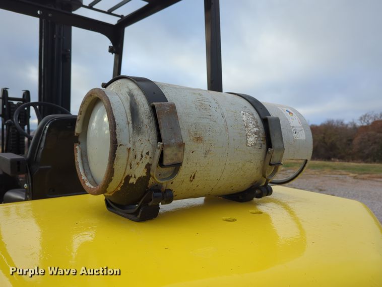 image for item LY9493 Hyster H80XL  forklift