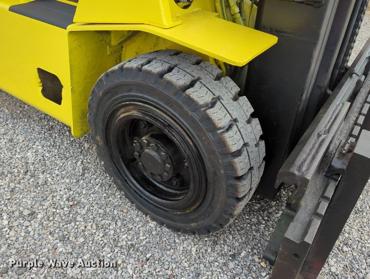 image for item LY9493 Hyster H80XL  forklift
