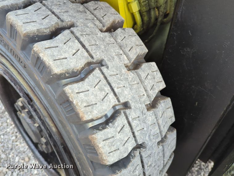 image for item LY9493 Hyster H80XL  forklift