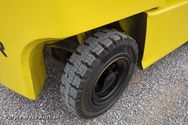 image for item LY9493 Hyster H80XL  forklift