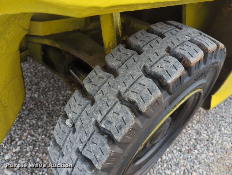 image for item LY9493 Hyster H80XL  forklift