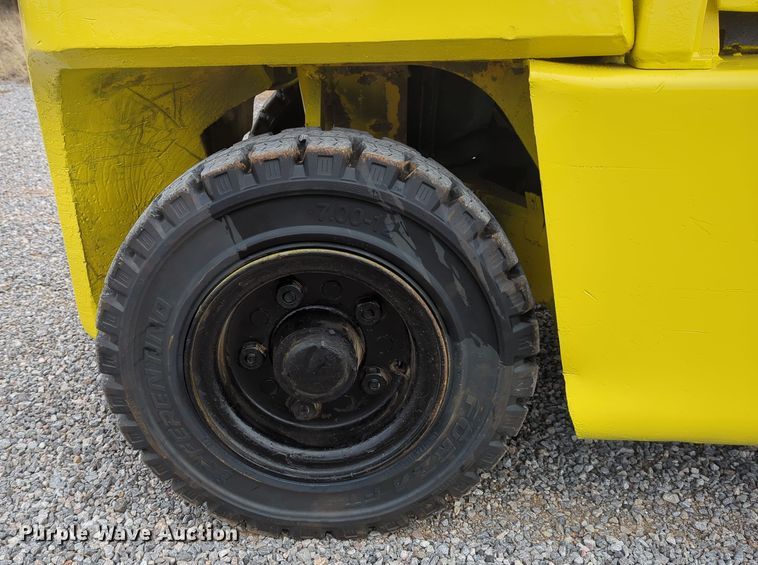 image for item LY9493 Hyster H80XL  forklift