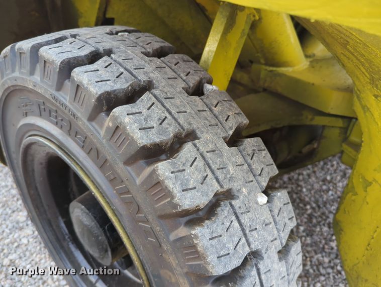 image for item LY9493 Hyster H80XL  forklift