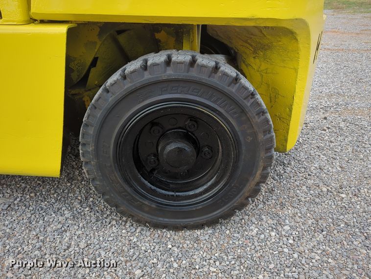 image for item LY9493 Hyster H80XL  forklift