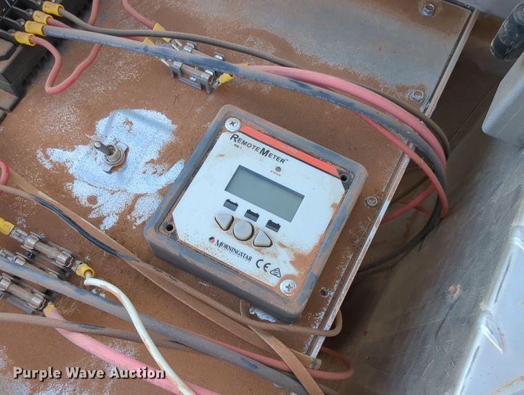 image for item LY9497 Jinko JKM330PP-72-V  solar generator