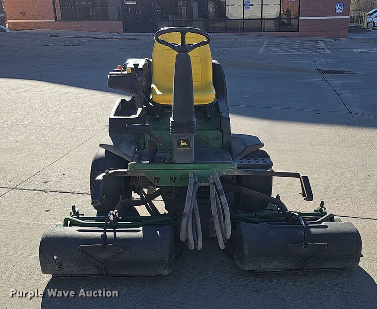 image for item MH9521 John Deere 2500  reel mower