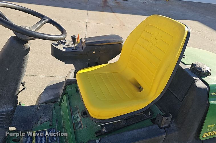 image for item MH9521 John Deere 2500  reel mower