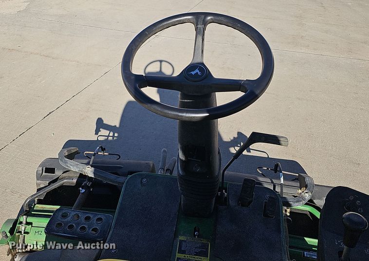 image for item MH9521 John Deere 2500  reel mower