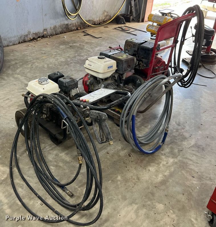 image for item MI9009 (3) pressure washers