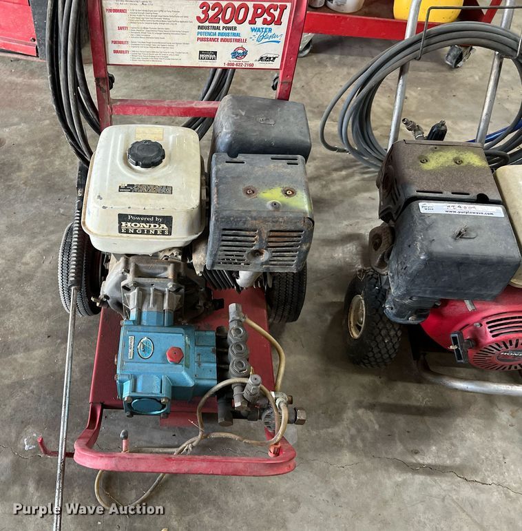image for item MI9009 (3) pressure washers