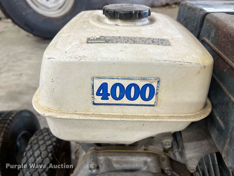 image for item MI9009 (3) pressure washers