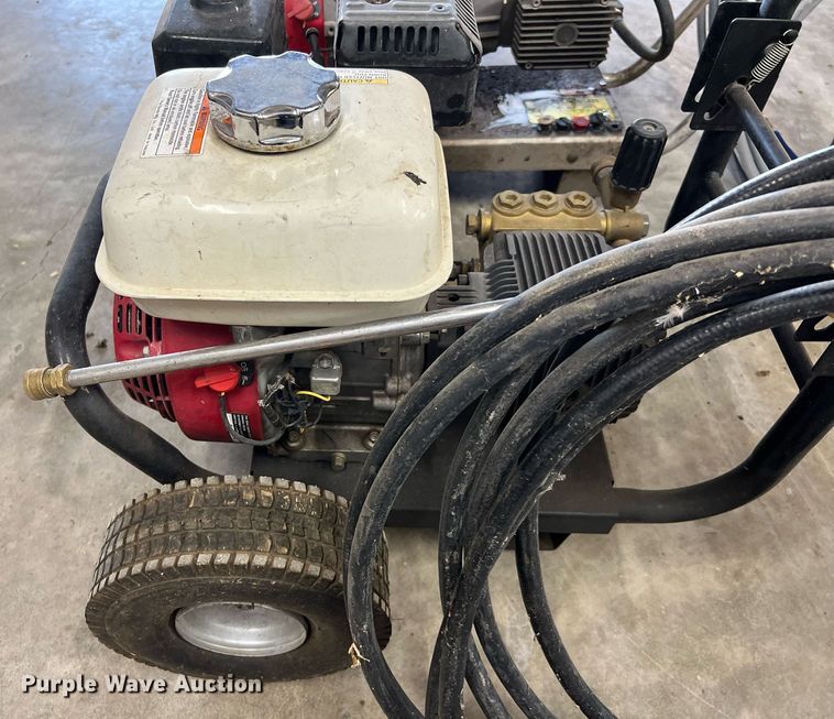 image for item MI9009 (3) pressure washers