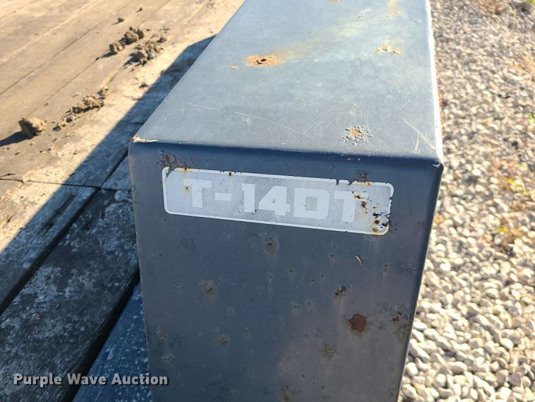 image for item MJ9541 2017 Towmaster T-14DT  equipment trailer