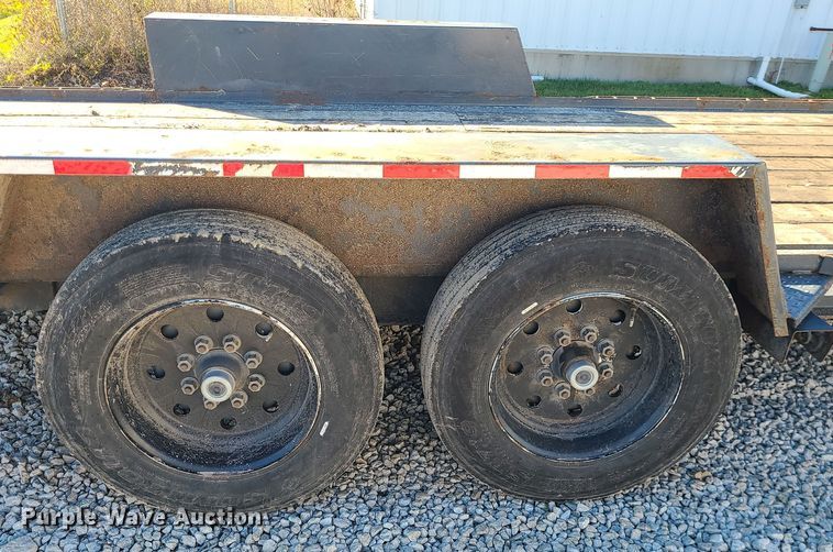 image for item MJ9541 2017 Towmaster T-14DT  equipment trailer