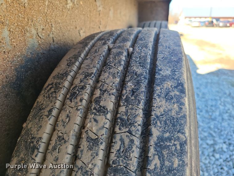 image for item MJ9541 2017 Towmaster T-14DT  equipment trailer