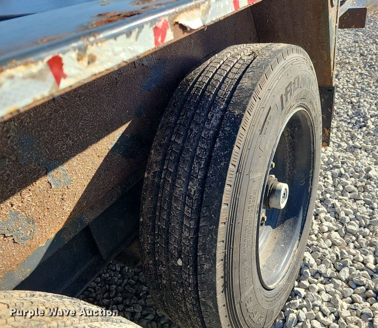 image for item MJ9541 2017 Towmaster T-14DT  equipment trailer