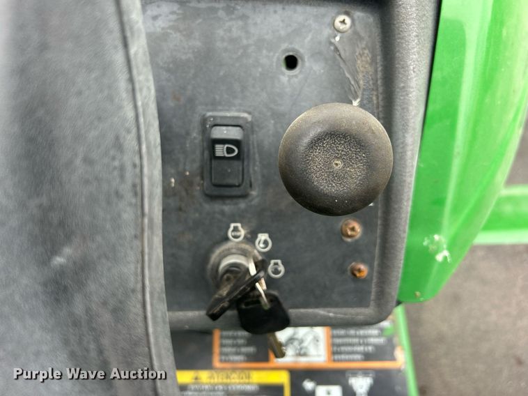 image for item MO9083 John Deere 2653B  reel mower