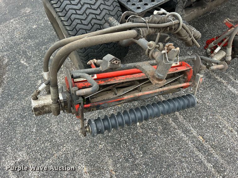 image for item MO9084 Jacobsen LF3400  reel mower