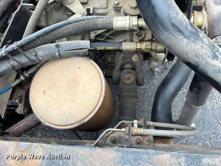 image for item MO9085 Toro Workman 3200  utility vehicle