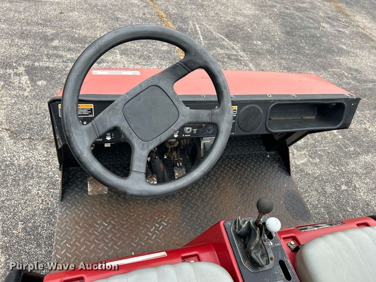 image for item MO9085 Toro Workman 3200  utility vehicle