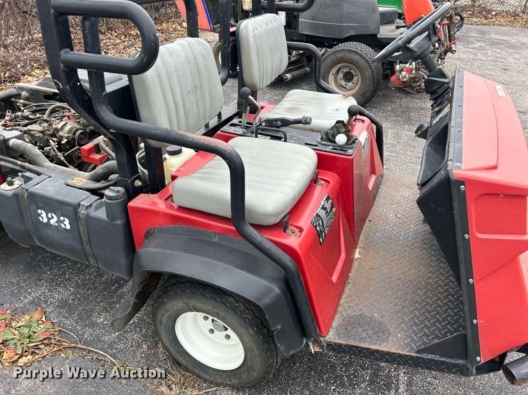 image for item MO9085 Toro Workman 3200  utility vehicle