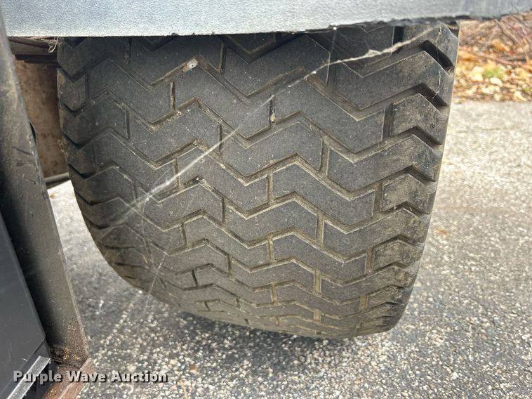 image for item MO9085 Toro Workman 3200  utility vehicle