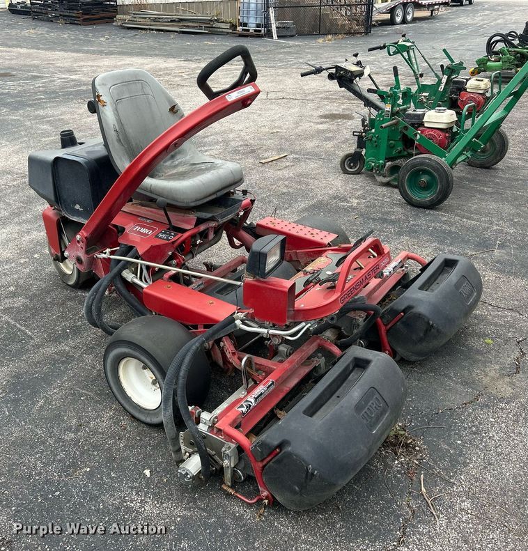 image for item MO9086 Toro Greensmaster 3050  reel mower
