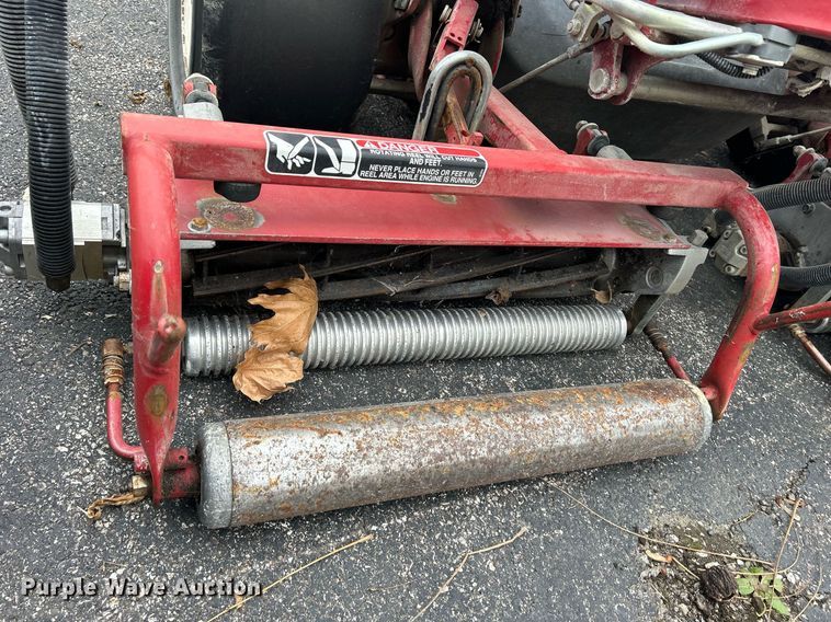 image for item MO9086 Toro Greensmaster 3050  reel mower