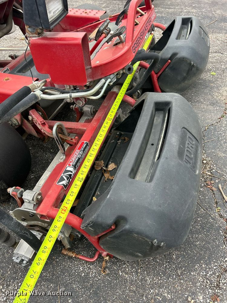 image for item MO9086 Toro Greensmaster 3050  reel mower