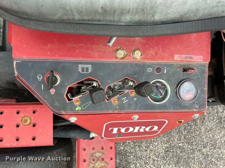 image for item MO9086 Toro Greensmaster 3050  reel mower