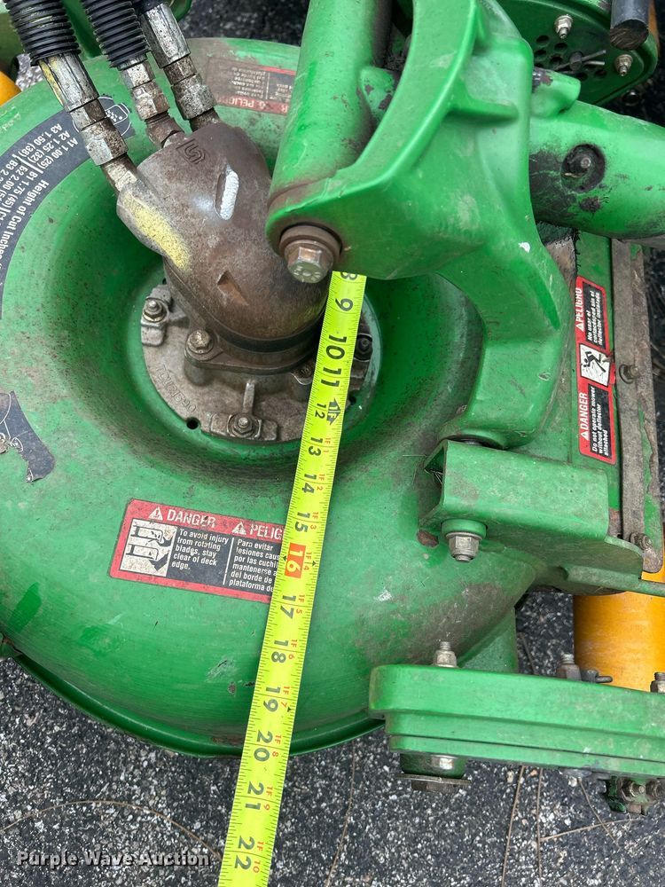 image for item MO9089 John Deere 3245C  gang mower