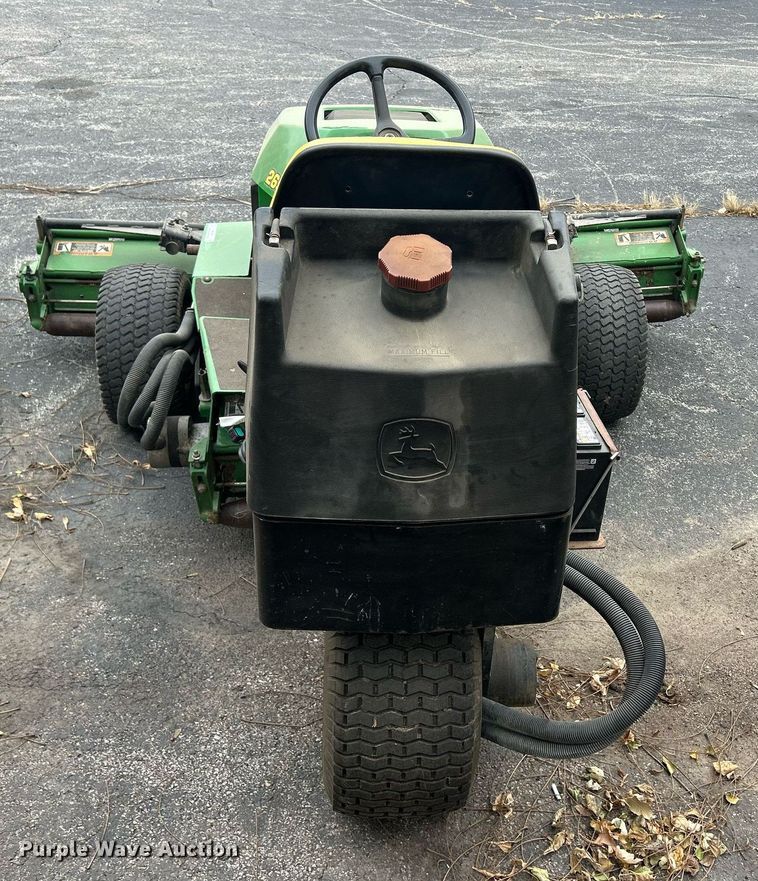 image for item MO9090 John Deere 2653A  reel mower