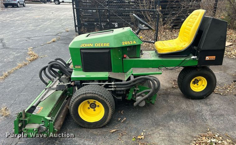 image for item MO9090 John Deere 2653A  reel mower