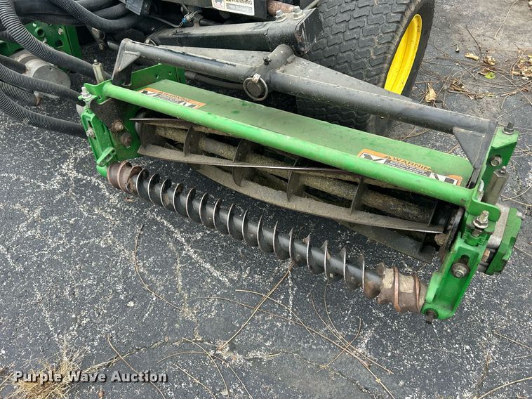 image for item MO9090 John Deere 2653A  reel mower