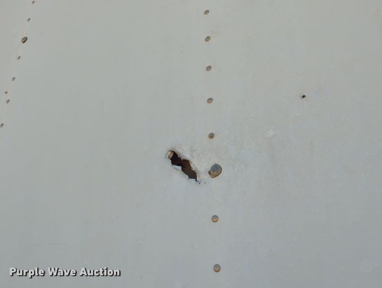 image for item MX9482 1998 GMC T6500  box truck