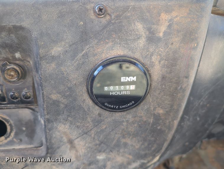 image for item MX9482 1998 GMC T6500  box truck